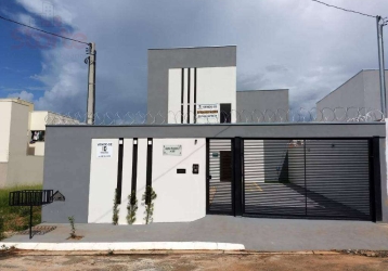 Casas com quintal com 2 quartos à venda em New Golden Ville em Uberlândia