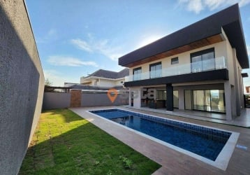 Casa com 4 dormitórios à venda, 370 m² por R$ 3.710.000,00 