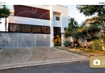 ELÍSSIMA CASA NO RESIDENCIAL ZERO - ALPHAVILLE - SP R$ 24.000.000,00 R$  5.798,00 (IPTU) R$ 2.487,00 (Condomínio)