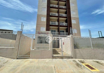 Apartamentos com piscina com 2 quartos no Jardim São Francisco