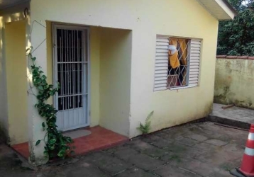 Casas na Rua Oriente em Viamão