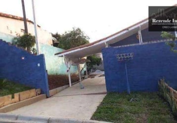 Casa com 3 quartos e 1 banheiro à venda, 275m2 por R$450.000 em