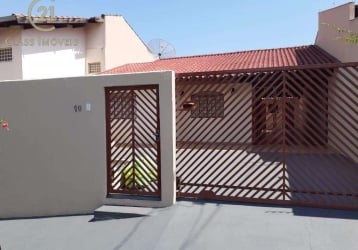 Casas à venda na Rua Serra do Cantu em Londrina