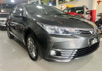 Toyota Corolla 2019 em Araucária - Usados e Seminovos