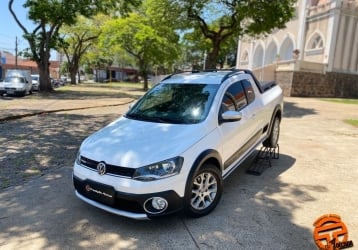 Comprar Picape Volkswagen Saveiro 1.6 G6 Cross Cabine Estendida Flex Preto  2014 em Ibitinga-SP