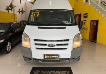 Ford Transit em Americana