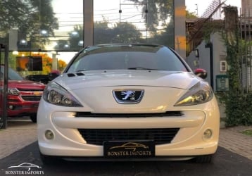 Peugeot 207 1.4 Sedan Xr Passion 8v 4p à venda em Curitiba - PR