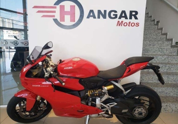 Moto mais cara do país é vendida pela DUCATI Campinas