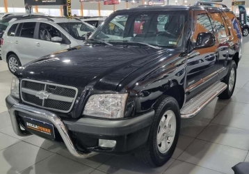 Chevrolet Blazer 2.2 Efi em Curitiba