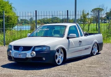 Volkswagen Saveiro 1.6 Mi Super Surf Cs 2p em Curitiba