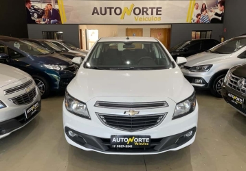 Chevrolet Onix à venda em São José do Rio Preto - SP