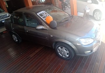 Comprar Hatch Chevrolet Corsa Hatch 1.4 4P Maxx Flex Verde 2011 em São José  dos Campos-SP