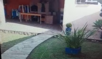 CASA EM COND EM BERTIOGA