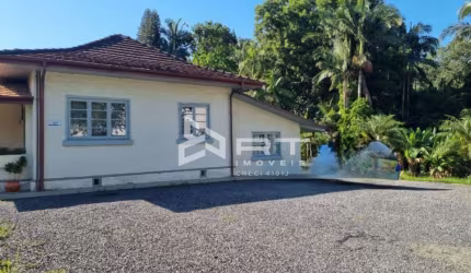 Terreno à venda em Água Verde, Blumenau  por R$ 4.100.000