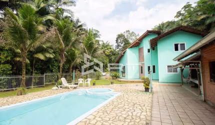 Casa com 5 quartos à venda em Dos Estados, Timbó , 347 m2 por R$ 2.950.000