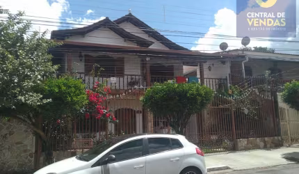 Casa com 4 quartos à venda na Rua Cléber Soares Andrade, 210, Santa Mônica, Belo Horizonte por R$ 1.600.000