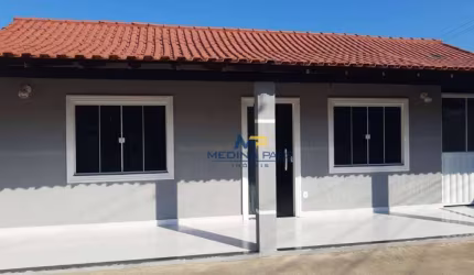 Casa com 2 dormitórios à venda por R$ 400.000,00 - Estação - Iguaba Grande/RJ