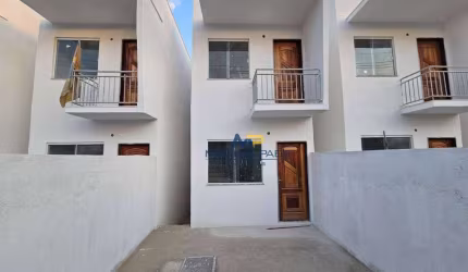 Casa com 2 dormitórios à venda por R$ 350.000,00 - Laranjal - São Gonçalo/RJ