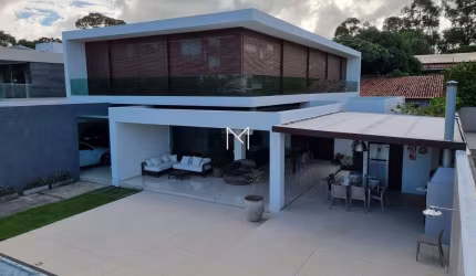 CASA EM CONDOMÍNIO FECHADO DISPONÍVEL PARA VENDA