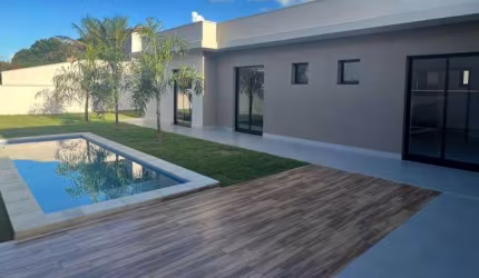 Casa na City com 3 suites