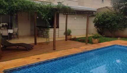 Casa com 4 suites no Cond Quinta do Golfe