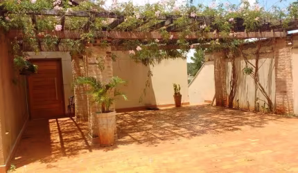 Casa Ribeirânia