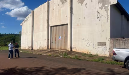 Barracão para alugar, 700 m² por R$ 8.400,00/mês - Sem Nome - Jataizinho/PR