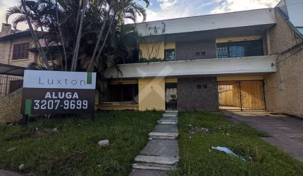 Casa comercial para alugar na Rua Itapeva, 53, Passo da Areia, Porto Alegre por R$ 13.000