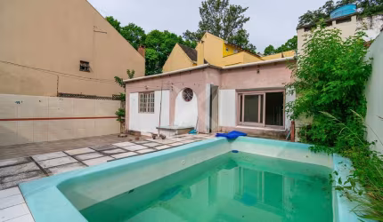 Casa com 4 quartos à venda na Rua Laranjeiras, 117, Ipanema, Porto Alegre por R$ 620.000