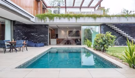 Casa com 4 quartos à venda na Rua Doutor Barbosa Gonçalves, 480, Chácara das Pedras, Porto Alegre por R$ 18.000.000