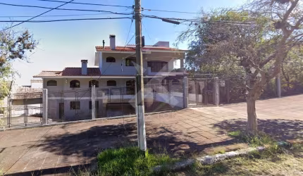 Casa com 5 quartos para alugar na Rua Professor Xavier Simões, 467, Tristeza, Porto Alegre por R$ 10.000