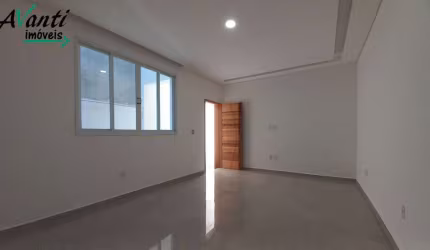 Casa tipo Sobreposta Baixa Térrea com 3 quartos, à venda na Ponta da Praia em Santos - SP.
