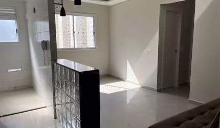 Apartamento à venda em Barueri-SP, Vila São João: 2 quartos, 1 banheiro, 1 vaga, 51m² de área. Aproveite!