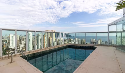 Apartamento Cobertura 03 suítes no Boqueirão em Santos