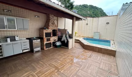 Casa Sobrado em Marapé, Santos/SP