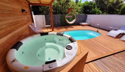 Casa com 4 quartos à venda na Rua das Moreias, 380, Jurerê, Florianópolis por R$ 2.600.000