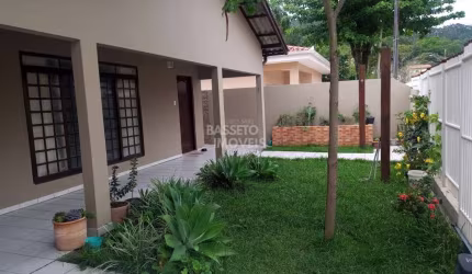 Casa com 4 quartos à venda na Rua Acary Margarida, 124, Canasvieiras, Florianópolis por R$ 1.379.000