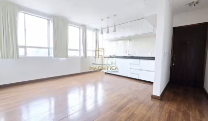 Apartamento com 2 quartos para alugar na Rua Nilo Cairo, 36, Centro, Curitiba por R$ 3.690