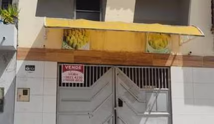 Casa em Calumbi  -  Feira de Santana
