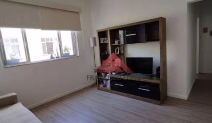 Apartamento com 3 quartos, sendo 1 suíte à venda por 450.000,00  Icaraí - Niterói