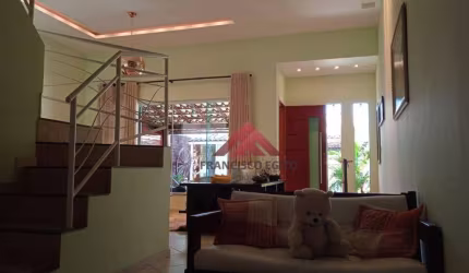 Casa com 3 dormitórios à venda, 109 m² por R$ 850.000,00 - Piratininga - Niterói/RJ