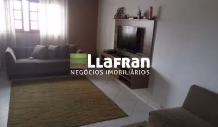 Sobrado no Parque Assunção