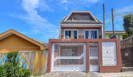 Casa com 3 quartos à venda na Rua Flamingos, 841, Gralha Azul, Fazenda Rio Grande, 166 m2 por R$ 319.000
