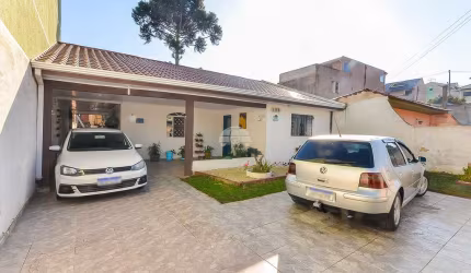 Casa com 5 quartos à venda na Rua Frei Teófilo, 1173, Capão Raso, Curitiba, 150 m2 por R$ 495.000