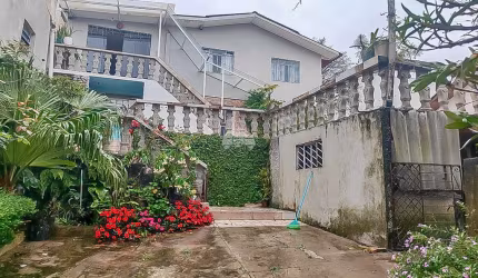 Casa com 3 quartos à venda na Rua Antônio Ferreira Maciel, 121, Santa Cândida, Curitiba, 80 m2 por R$ 460.000