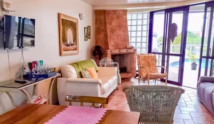 Casa com 4 quartos à venda na Avenida Brasil, 653, Atami, Pontal do Paraná, 169 m2 por R$ 1.060.000
