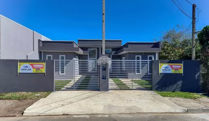 Casa com 3 quartos à venda na Travessa Sócrates, 108, Jardim Campo Alto, Colombo, 53 m2 por R$ 395.000