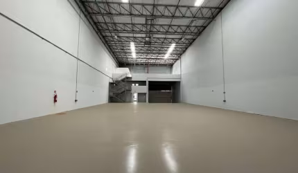 Galpão para alugar, 1100 m² por R$ 34.133/mês - Polo Industrial Jandira II - Jandira/SP