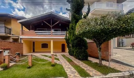 Casa com 2 dormitórios à venda, 186 m² por R$ 710.000,00 - Parque Nova Jandira - Jandira/SP
