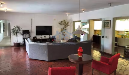 Casa com 4 dormitórios à venda, 578 m² por R$ 2.460.000,00 - Chácara Granja Velha - Cotia/SP